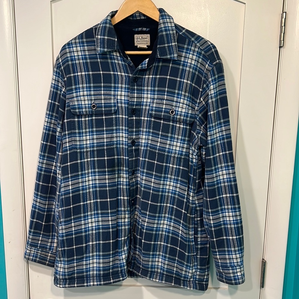 LL Bean Men’s Fleece Lined Flannel Medium